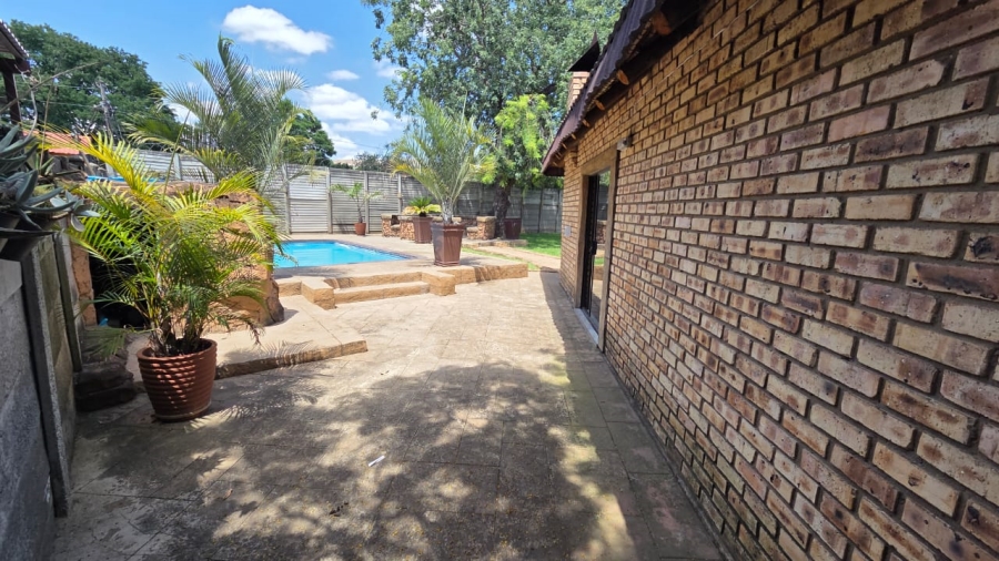 3 Bedroom Property for Sale in Protea Park North West